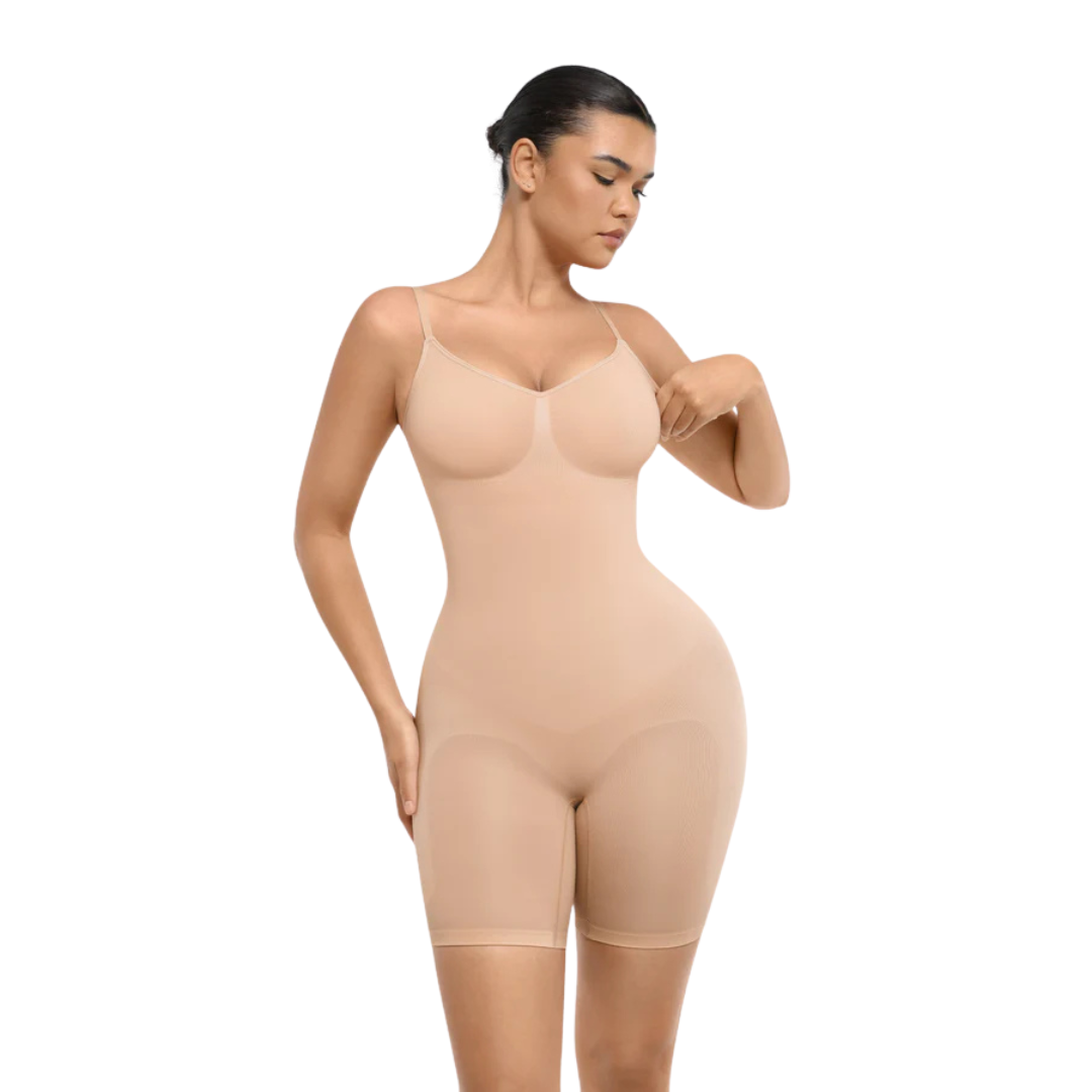 Cicin body shaper sa šorcem za oblikovanje butina, stomaka i grudi, sa snažnom kompresijom i nevidljivim dizajnom ispod odeće