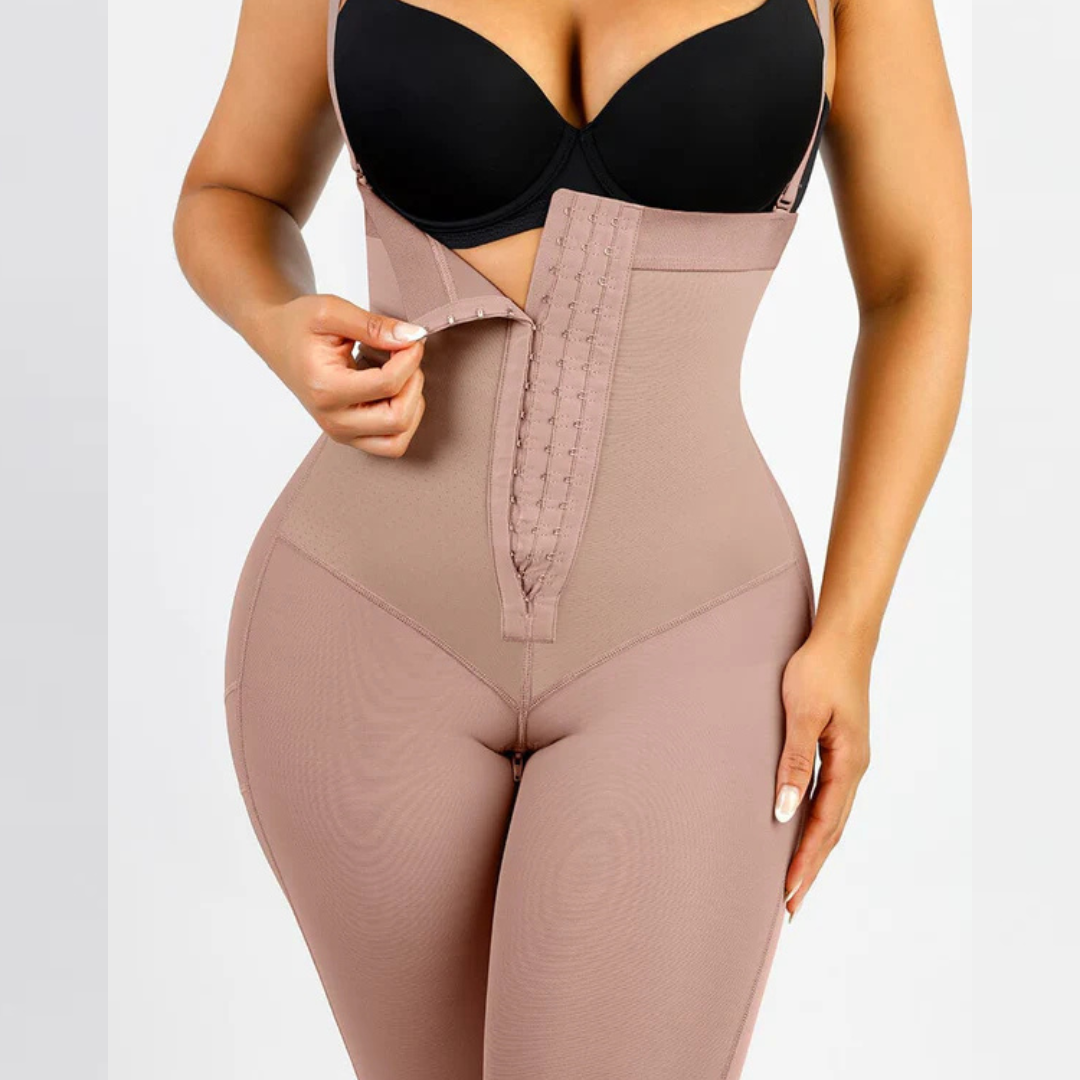 Cicin steznik sa nogavicama i push up efektom