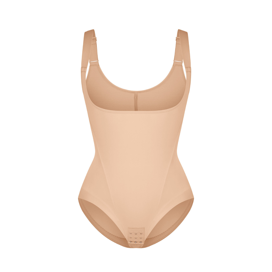 Cicin steznik sa otvorom za grudi