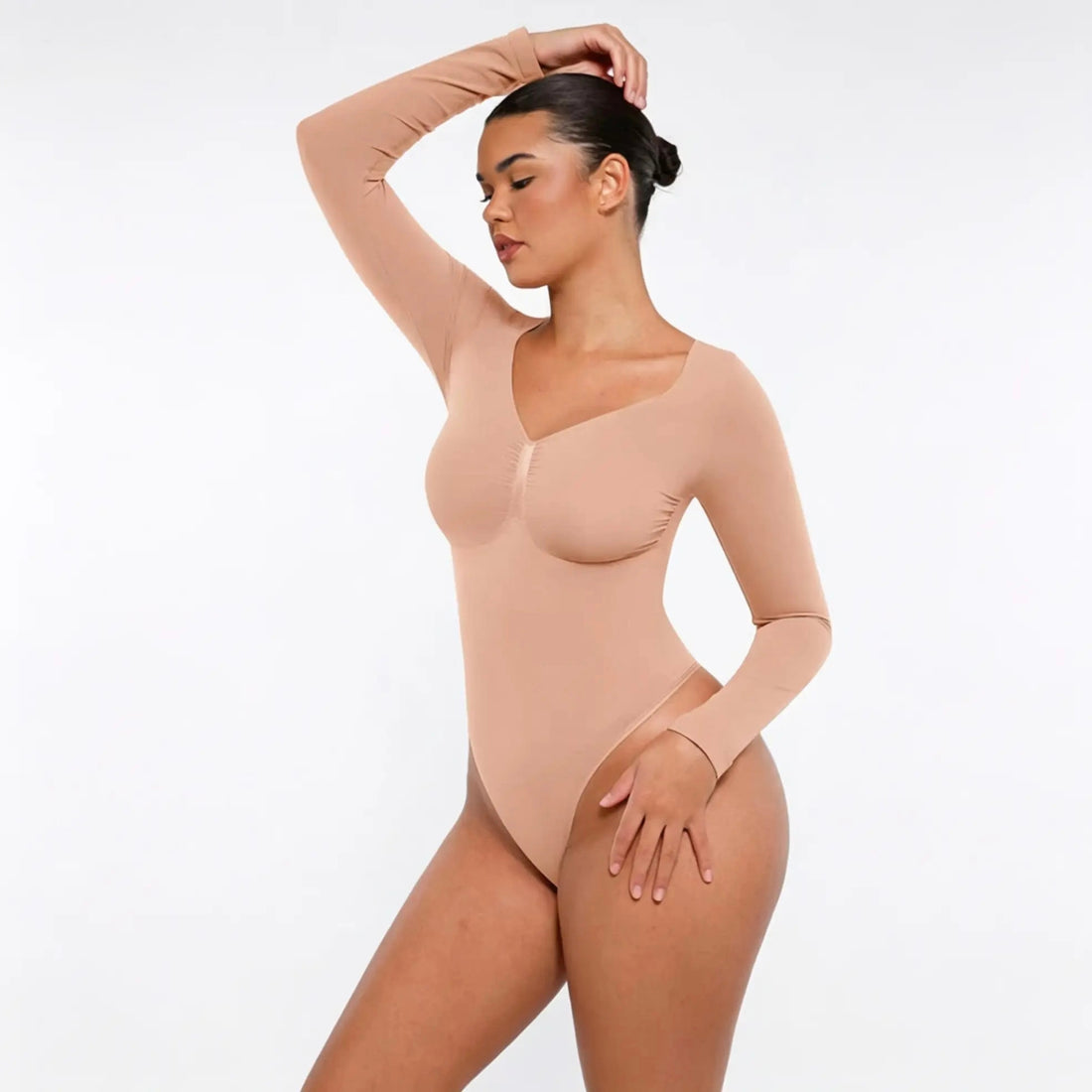 Cicin body sa dugim rukavima, tanga model bež boja