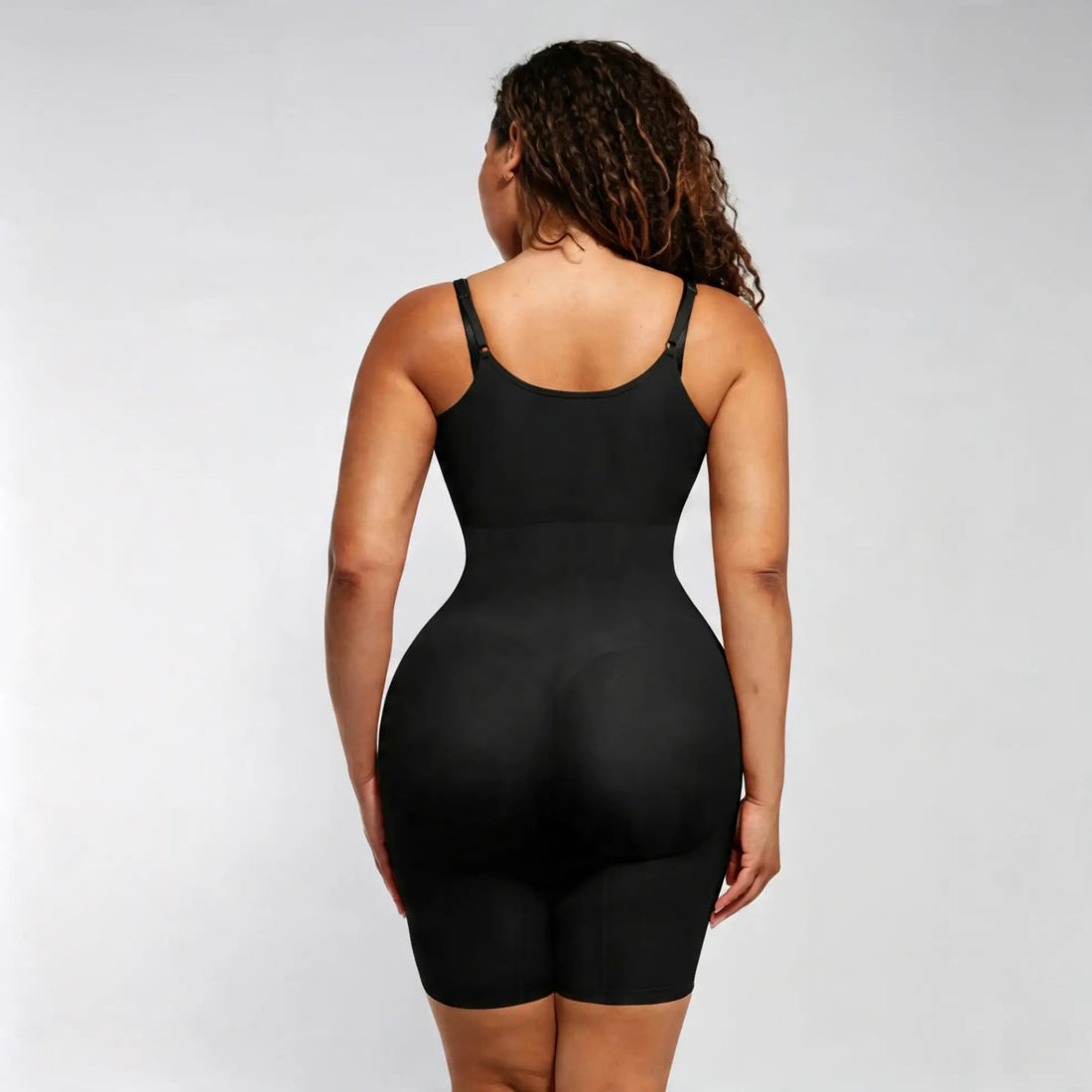 Crni CICIN body shaper za oblikovanje zadnjice i butina – zadnji prikaz