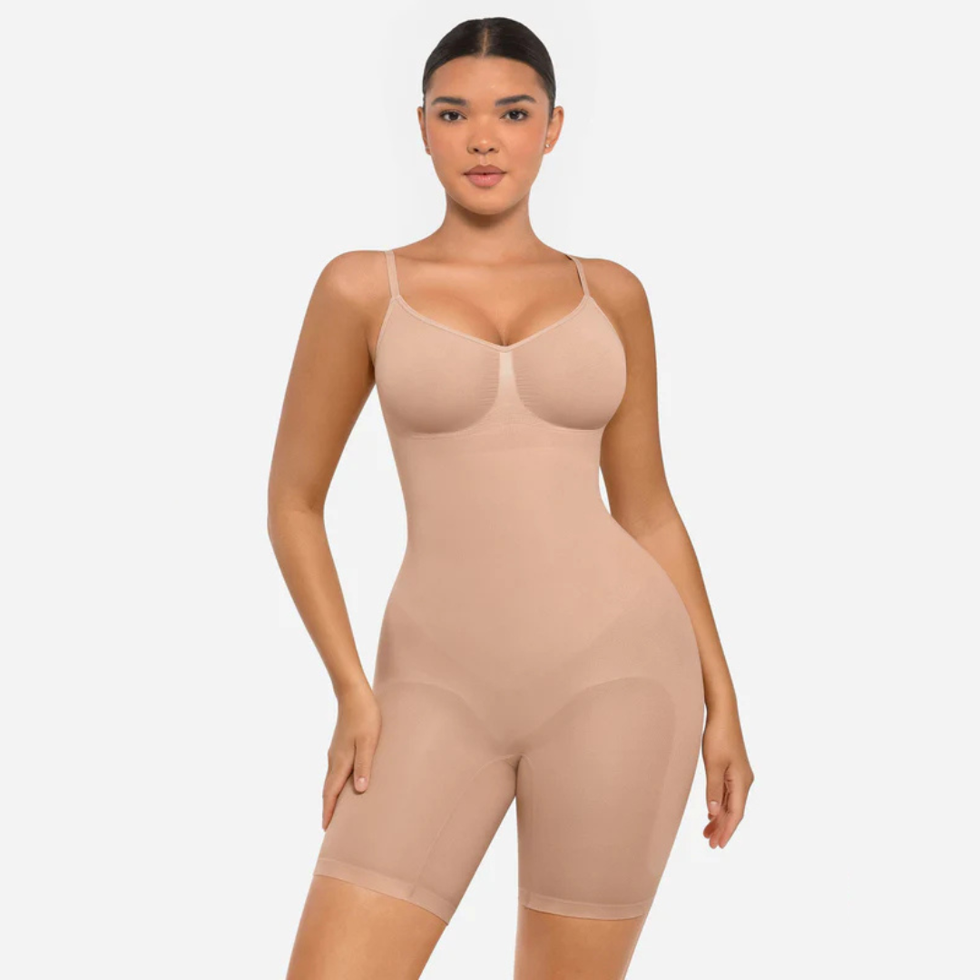 Cicin body shaper sa šorcem za oblikovanje butina, stomaka i grudi, sa snažnom kompresijom i nevidljivim dizajnom ispod odeće